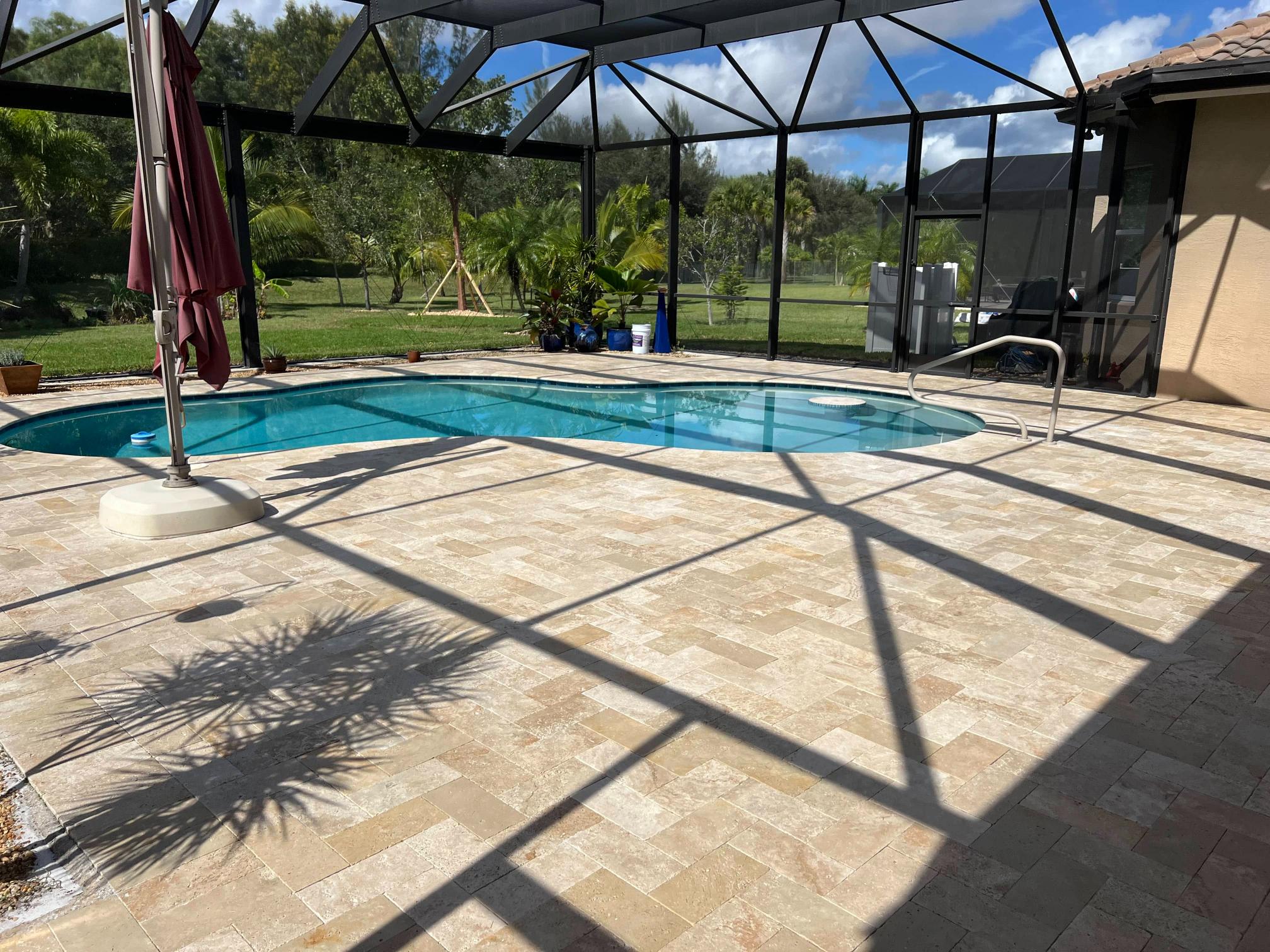 Pool deck pavers - Flat Earth Hardscapes