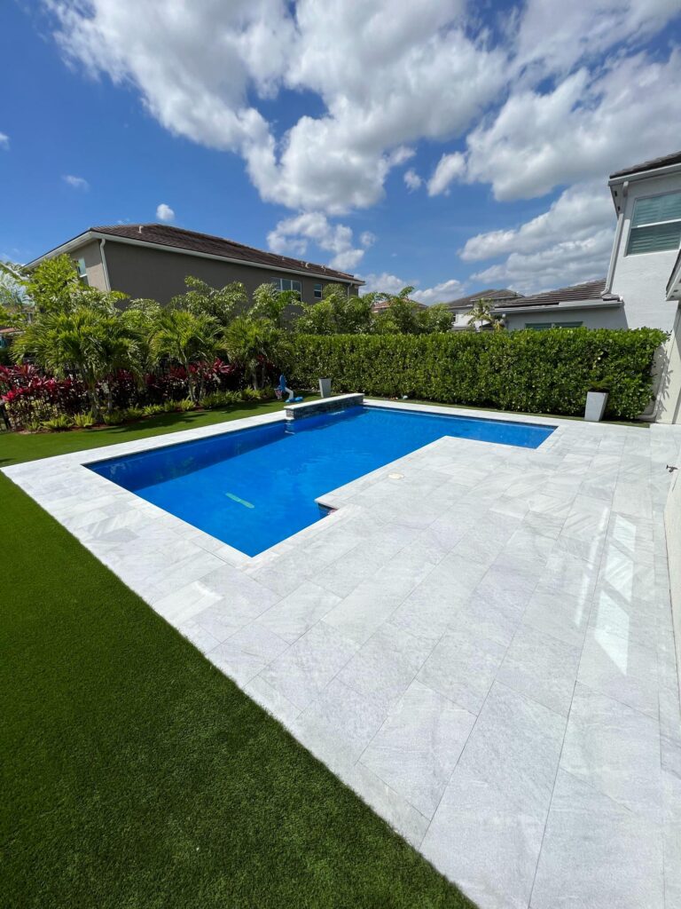 Pool deck pavers - Flat Earth Hardscapes